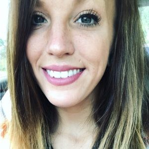 Meet your Posher, Cherith